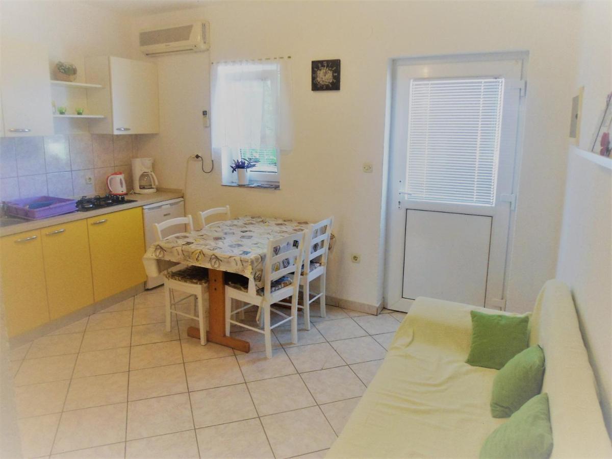 Guest House Pamela เซนญ์ ภายนอก รูปภาพ