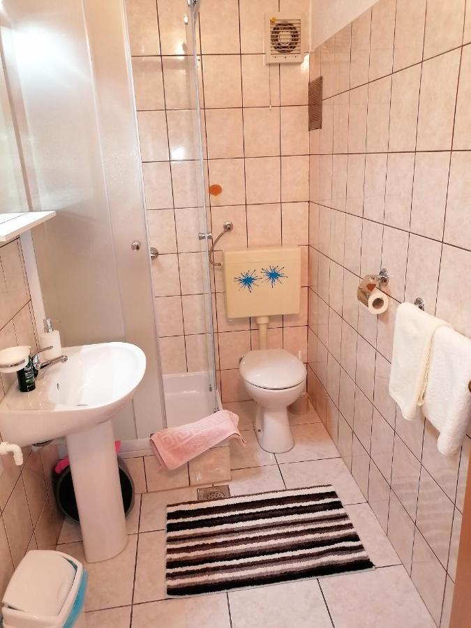 Guest House Pamela เซนญ์ ภายนอก รูปภาพ